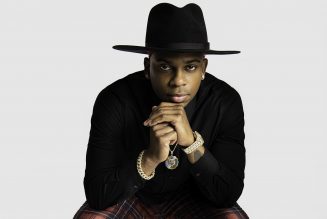 Jimmie Allen’s Holiday Playlist Is the Perfect Mix of Classics & Modern Hits