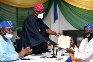 Lagos governor inaugurates new LG service commission members