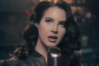 Lana Del Rey Performs on The Tonight Show in First TV Appearance in Eight Years