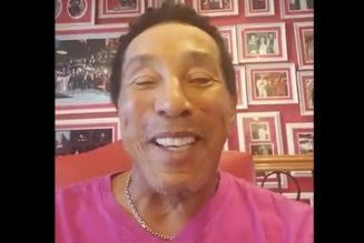 Smokey Robinson: “Happy CH-A-NUKA!”