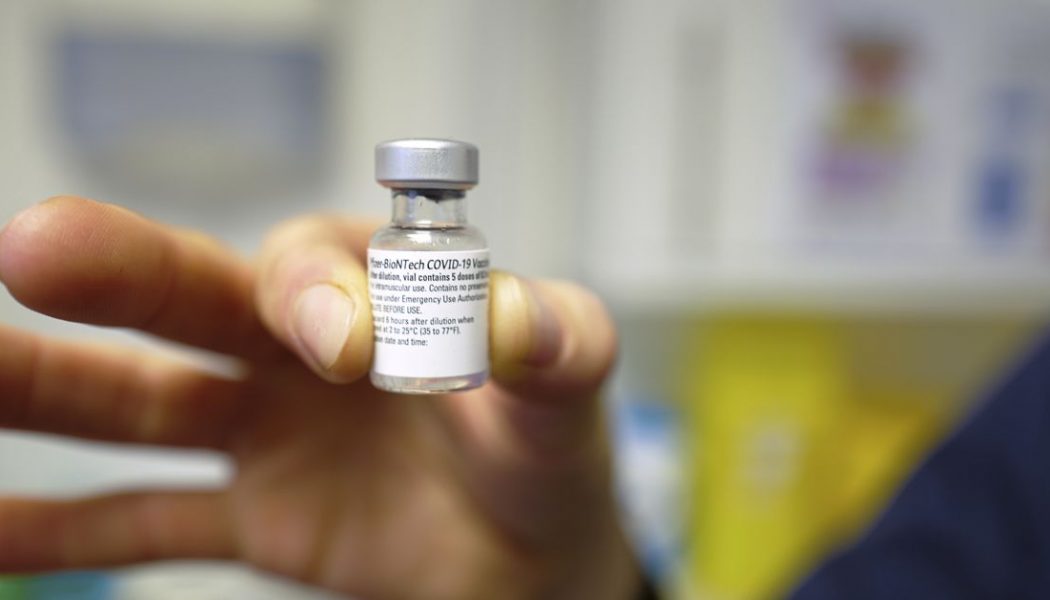 Stanford algorithm decided to vaccinate only seven of its frontline COVID-19 workers, out of 5,000 doses