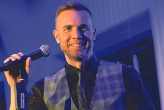 Take That’s Gary Barlow Takes Lead on U.K. Midweek Chart