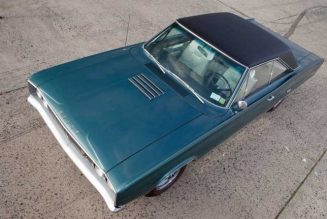 This 1967 Dodge Coronet R/T Was Rescued from a Rusty Fate