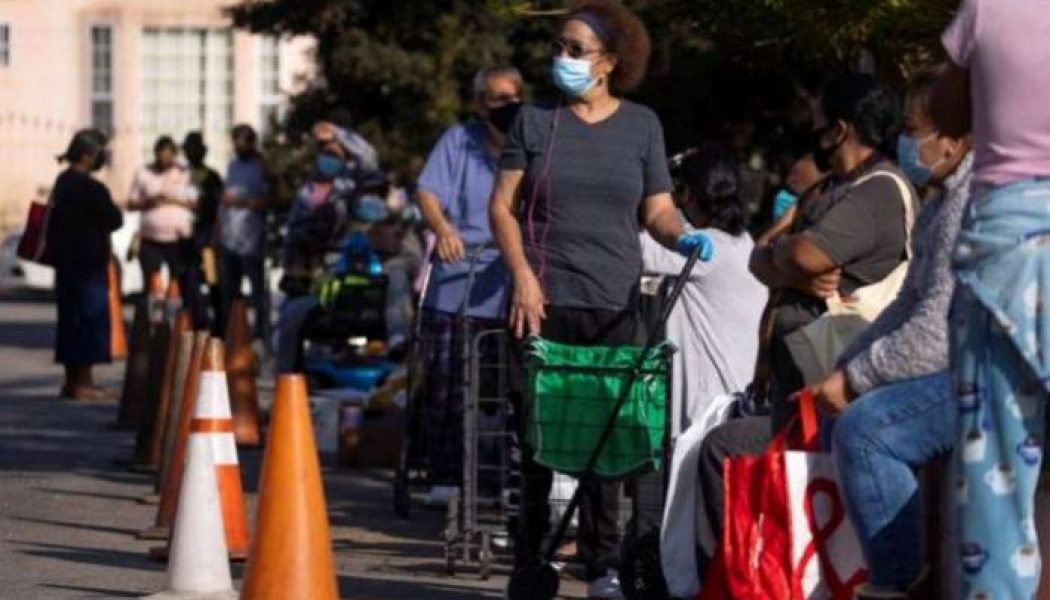 US braces for continued surge in coronavirus cases, hospitalisations