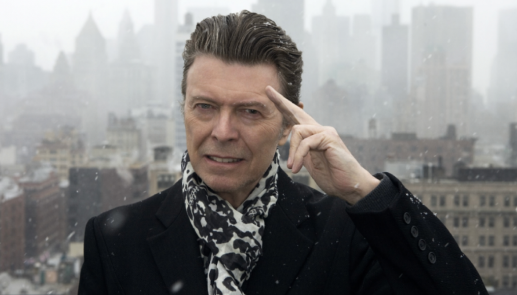 10 Times David Bowie Was the Coolest Man Who Fell to Earth