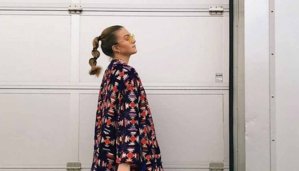 22 Easy Hairstyles You Can Actually Do At Home