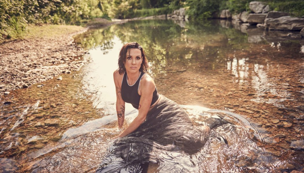 Amanda Shires Addresses ‘Our Problem’ on New Pro-Choice Song