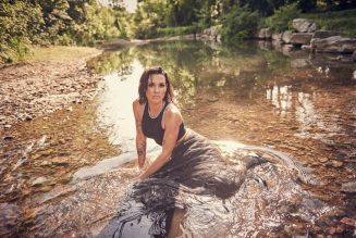 Amanda Shires Addresses ‘Our Problem’ on New Pro-Choice Song