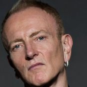 DEF LEPPARD’s PHIL COLLEN Says He Is ‘Really Confident’ ‘Stadium Tour’ Will Happen In 2021 ‘If They Get The Vaccine Rolled Out’