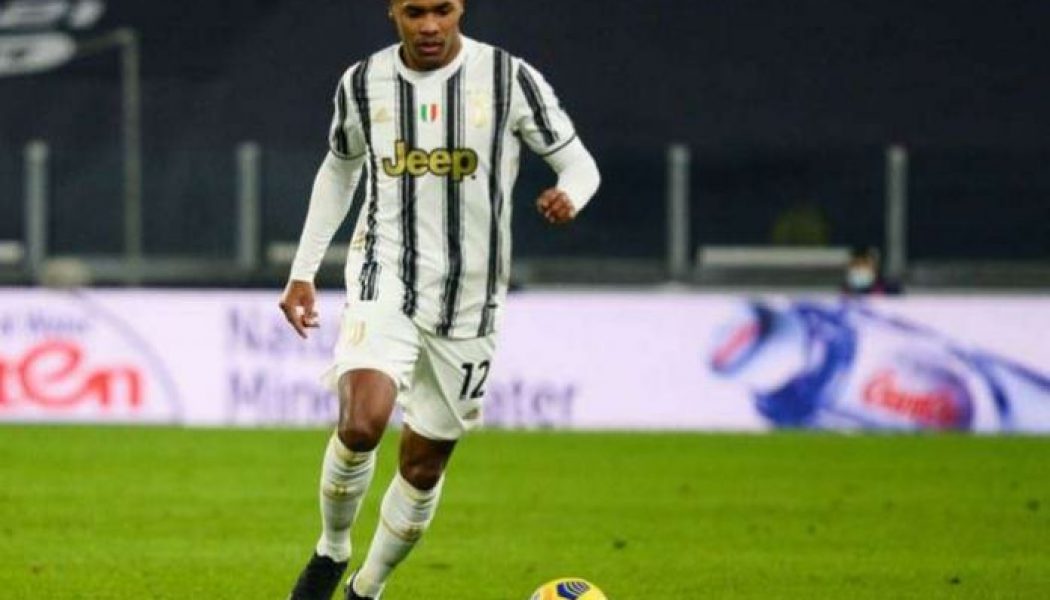 Juventus announce coronavirus positive of Alex Sandro