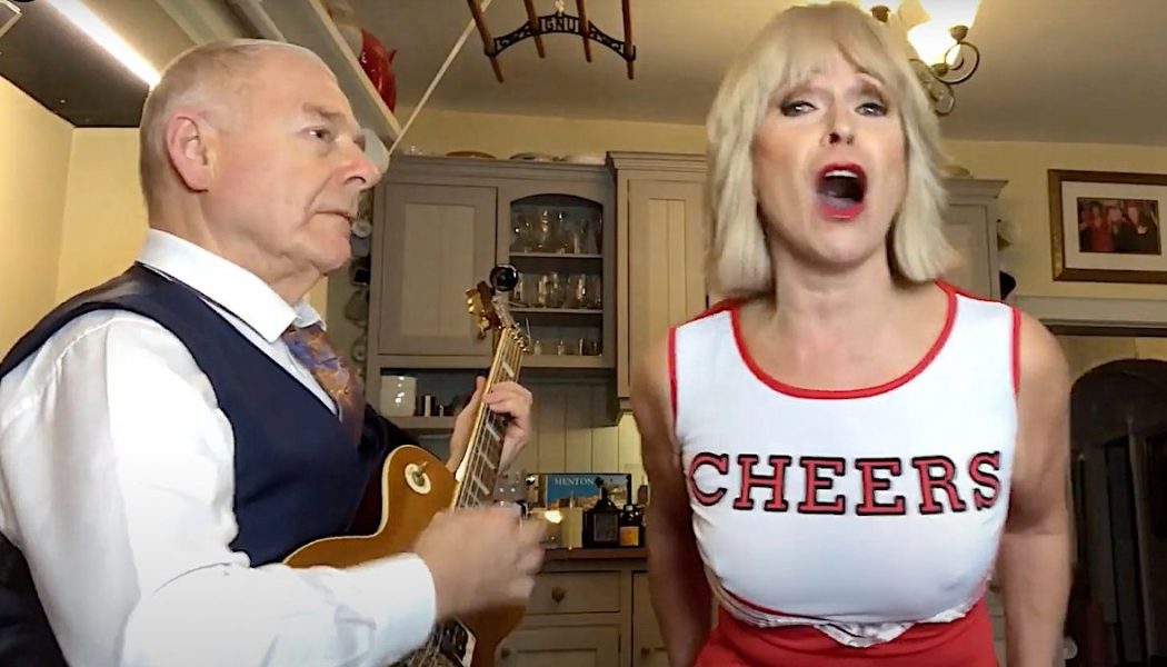 King Crimson’s Robert Fripp and Wife Toyah Unveil Cheerleader Rendition of Billy Idol’s “Rebel Yell”: Watch