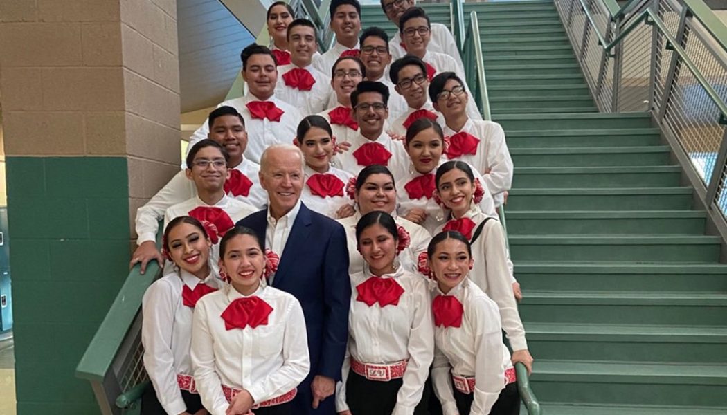 Las Vegas High School Mariachi Band Calls Inaugural Performance a ‘Milestone’
