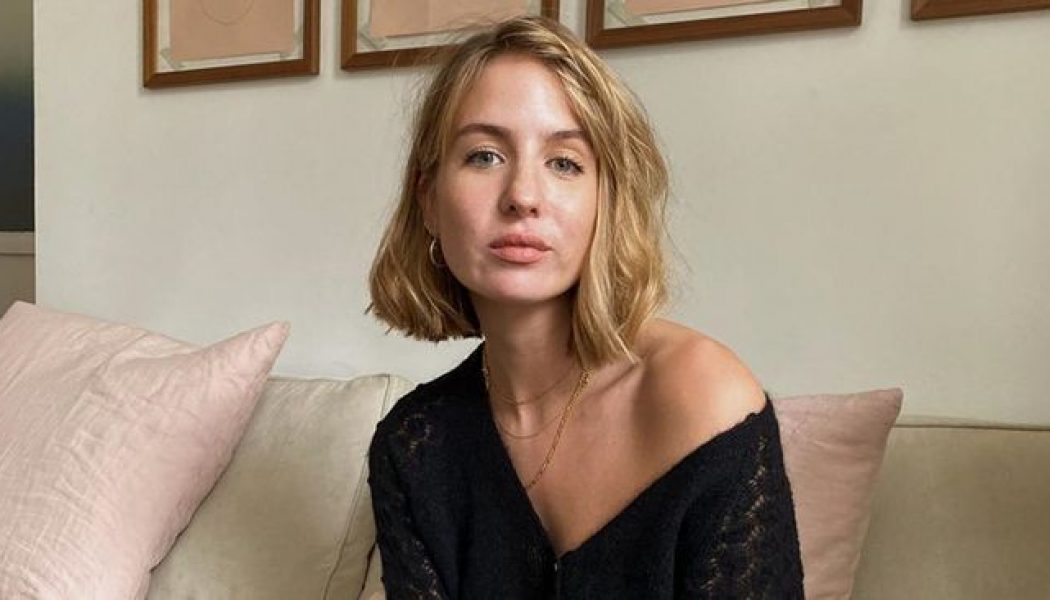 Looking at These 28 Blonde Bobs Made Me Cut My Hair