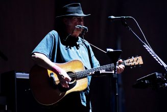 Neil Young Sells 50% of Song Catalog to Hipgnosis