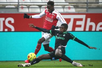 Report: West Ham made approach this week for £15m target, Moyes keen to sign him