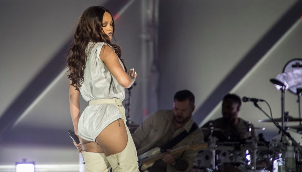 Rihanna Celebrates ‘ANTI’ Anniversary With Tasteful But Risque Instagram Photo Dump