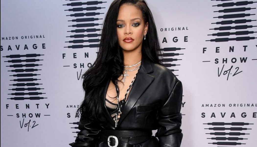 Rihanna Says Good Riddance To Donald Trump In The Most Savage Way Possible