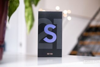 Samsung to Slowly Ditch Wired Headphones and In-box Chargers