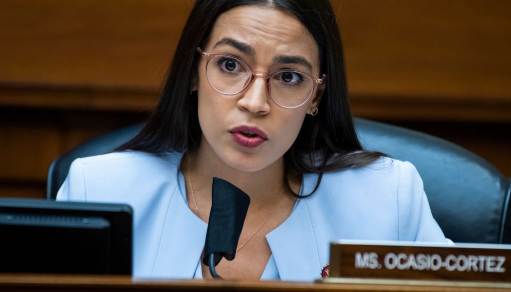 She Always Has Time: AOC Checks Bonehead Texas Senator Ted Cruz For Idiotic Paris Climate Agreement Tweet
