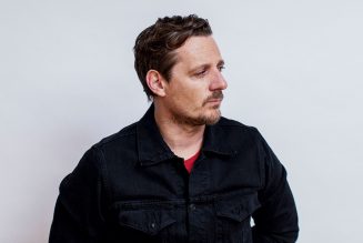 Sturgill Simpson Unplugs for ‘Tonight Show’ Performance: Watch