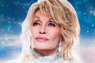 Tennessee Bill Calls for Dolly Parton Statue at State Capitol That Faces Grand Ole Opry