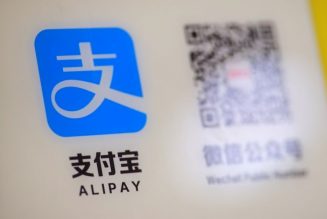 Trump Pushes Executive Order to Ban Alipay, WeChat Pay and other Chinese Platforms