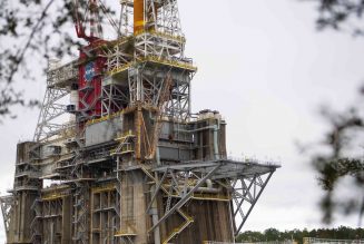 Watch NASA test fire its massive new rocket