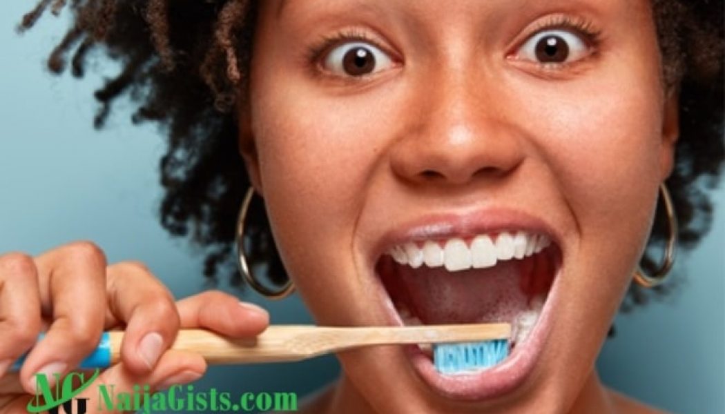 5 Ways To Keep Your Teeth Healthy And Strong Naturally