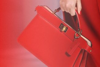 6 Trendy Handbag Colours That Are Winning Spring 2021