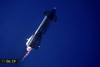 Another SpaceX Starship nails clean test flight, but explodes on landing