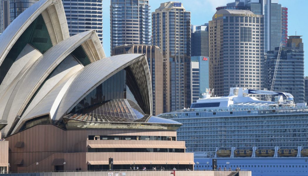 Courtney Barnett, Midnight Oil & More Sign Open Letter Calling For Australian Government Support