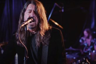 Foo Fighters Perform “Waiting on a War” on Fallon: Watch