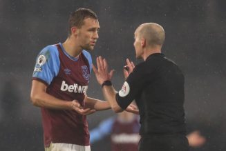 ‘I don’t like…’ – Soucek sends message to Mike Dean after ref receives death threats