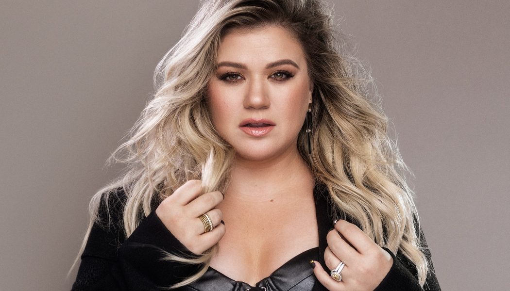 Kelly Clarkson Sings Us Through ‘Times Like These’ With Foo Fighters Cover
