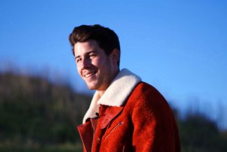 Nick Jonas’ Silhouette Challenge Ends in a Surprising Way in New ‘SNL’ Teaser