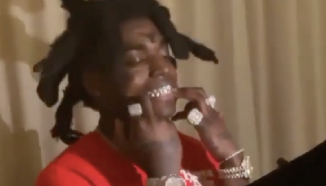 Pardoned Kodak Black Is Back & Sporting New Forehead Tattoo, Accessories