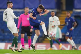 Report: West Brom and Southampton hopes dashed as midfielder is tipped to stay