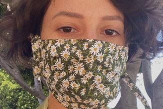 Skin Experts Say This Is the Best Way to Stop Mask-Induced Breakouts