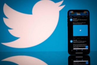 Twitter Considers Charging Users for Exclusive Content