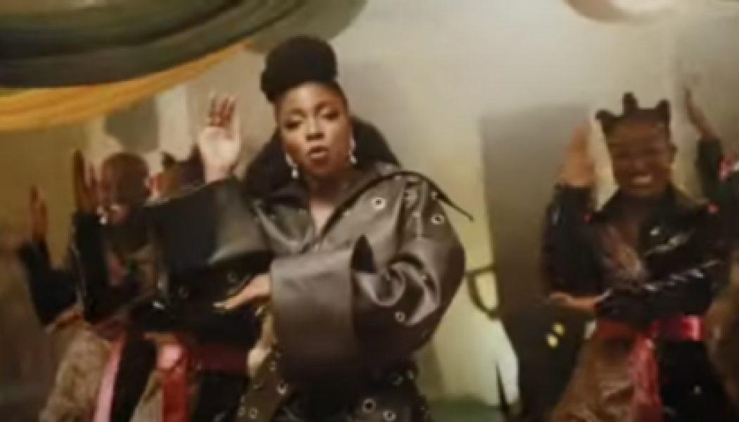 VIDEO: Nissi – Move X2