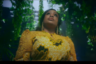 VIDEO: Sinach – Greatest Lord
