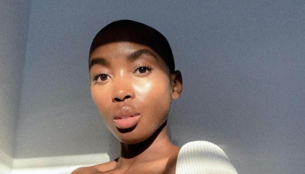 We Can’t Count the Number of WhatsApp Messages We’ve Sent About This Serum