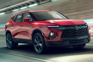 2021 Chevrolet Blazer RS AWD Review: Set Blazer to Stun