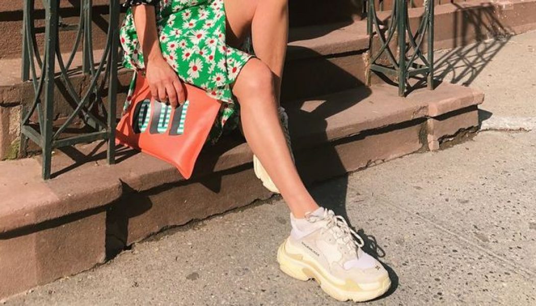 35 Outfits That Look 10/10 Styled With Trainers