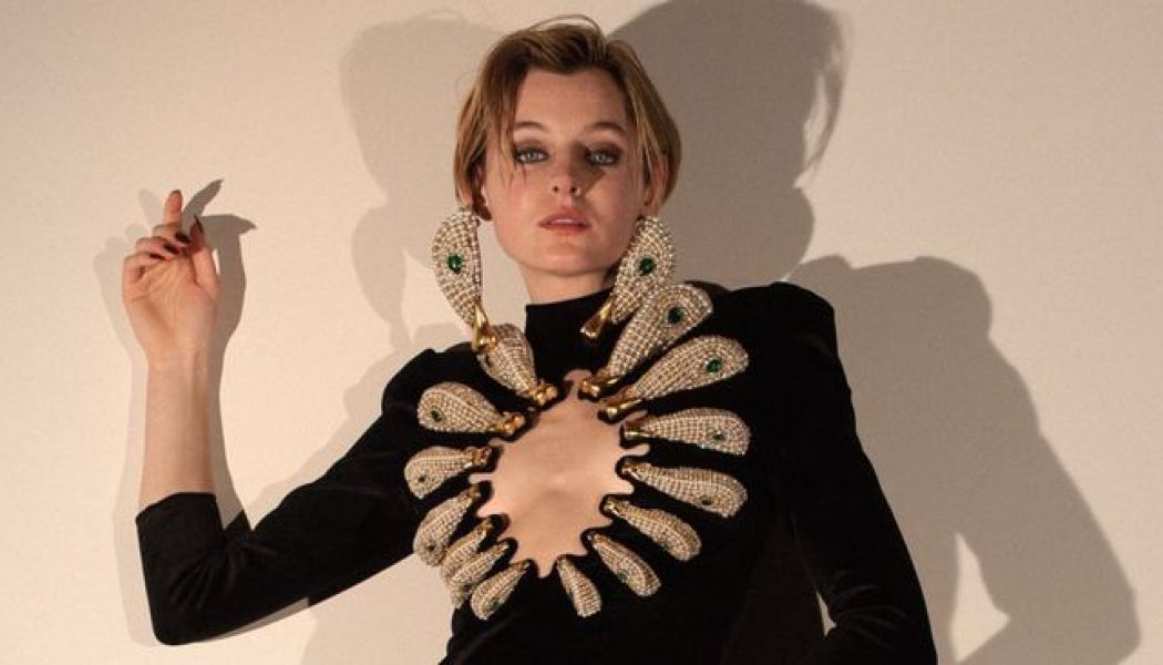 All the Stunning Celebrity Looks From the Critics’ Choice Awards