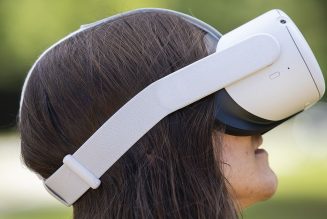 Almost a fifth of Facebook employees are now working on VR and AR: report