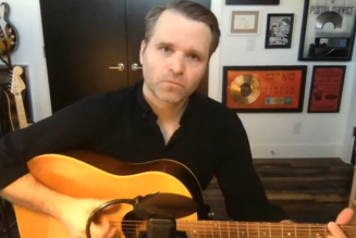 Ben Gibbard Covers Kirsty MacColl in Livestream, Says Death Cab for Cutie Is Recording a New Album