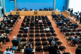 British Festival Directors Want Government to Require COVID-19 Vaccination for Event Attendance