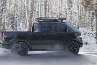 Canoo reveals a bubbly electric pickup truck
