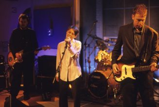 Cocteau Twins’ Milk & Kisses Turns 25